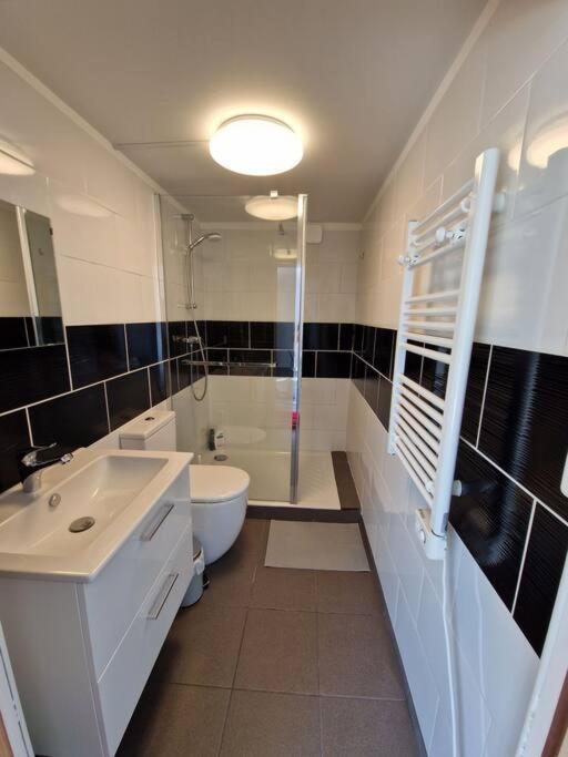 Appartement 2 Pieces Renove Avec Acces Piscine Peymeinade 외부 사진